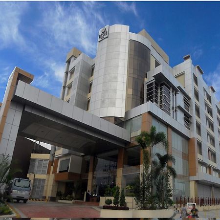Big 8 Corporate Hotel Tagum Екстер'єр фото