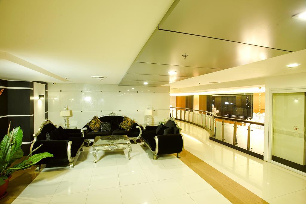Big 8 Corporate Hotel Tagum Екстер'єр фото