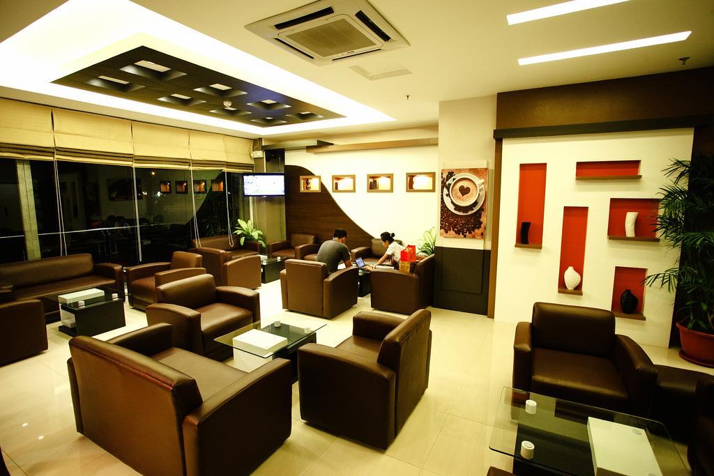 Big 8 Corporate Hotel Tagum Екстер'єр фото