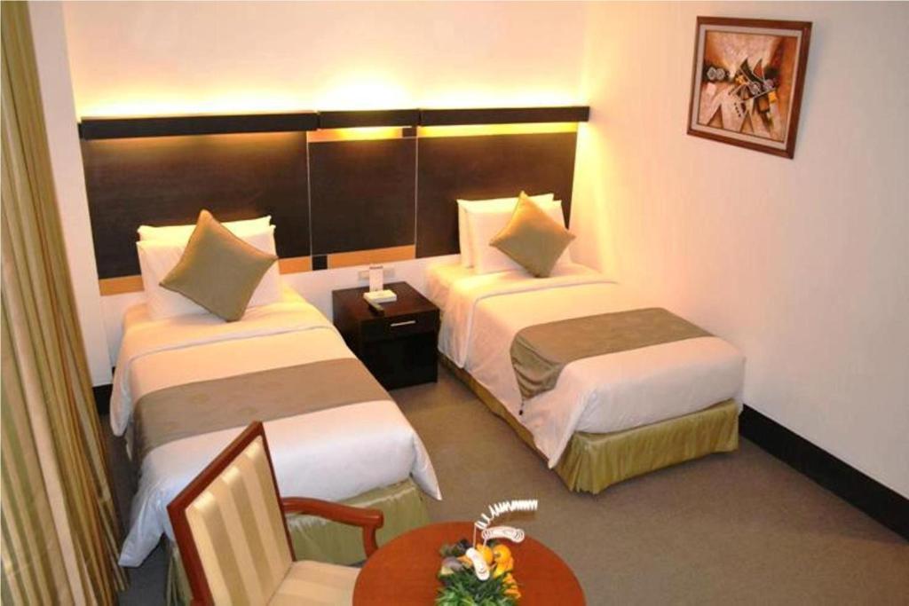 Big 8 Corporate Hotel Tagum Екстер'єр фото