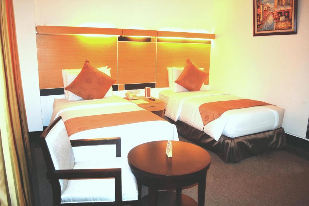 Big 8 Corporate Hotel Tagum Номер фото