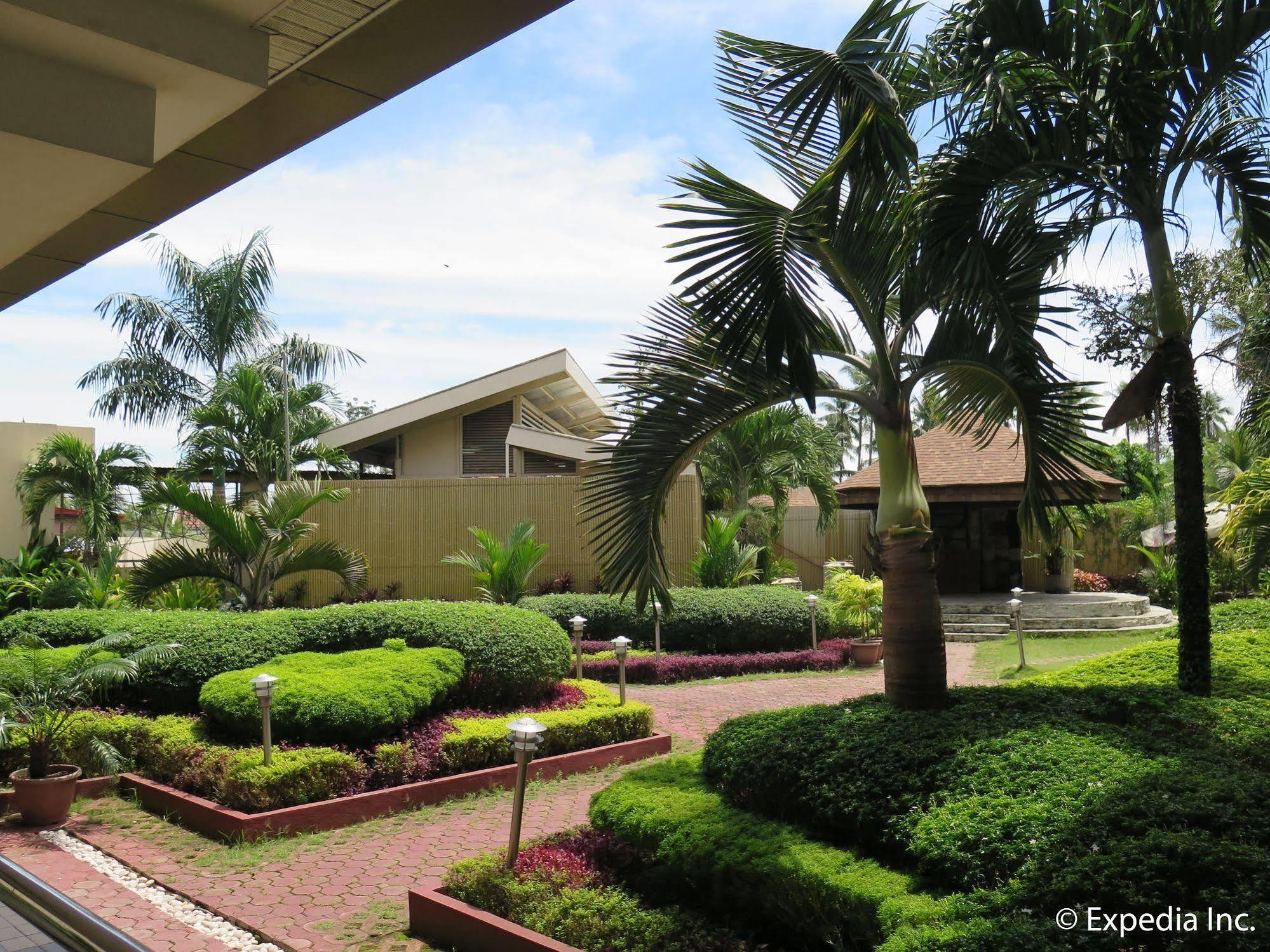 Big 8 Corporate Hotel Tagum Екстер'єр фото